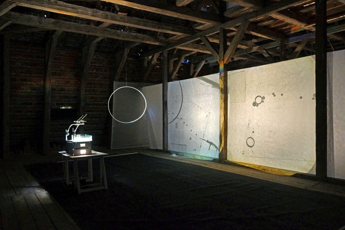 WhiteCube, Installation Schloss Plüschow 2015 (mit Sabine Egelhaaf)